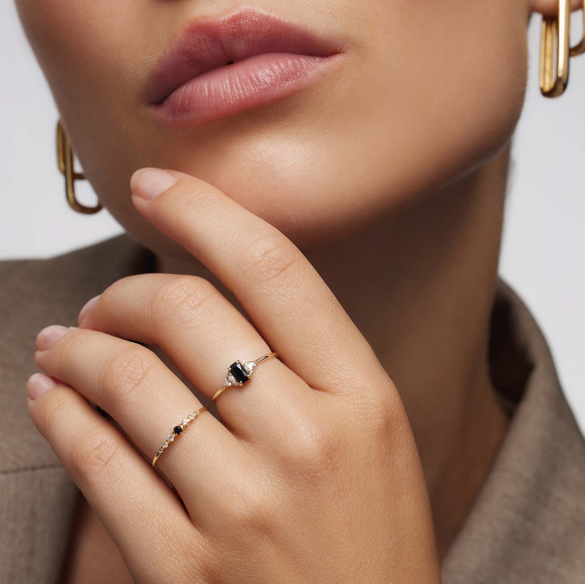 Sort Spinell Baguette Ring | Guld 14k